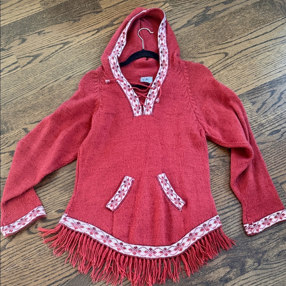 Alpaca connection  Red Hooded Sweater with Fringe Sz M